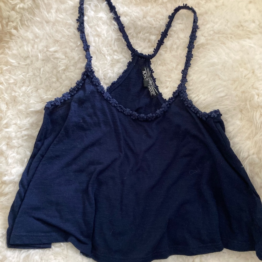 Floral framed crop top 💙🦋💎